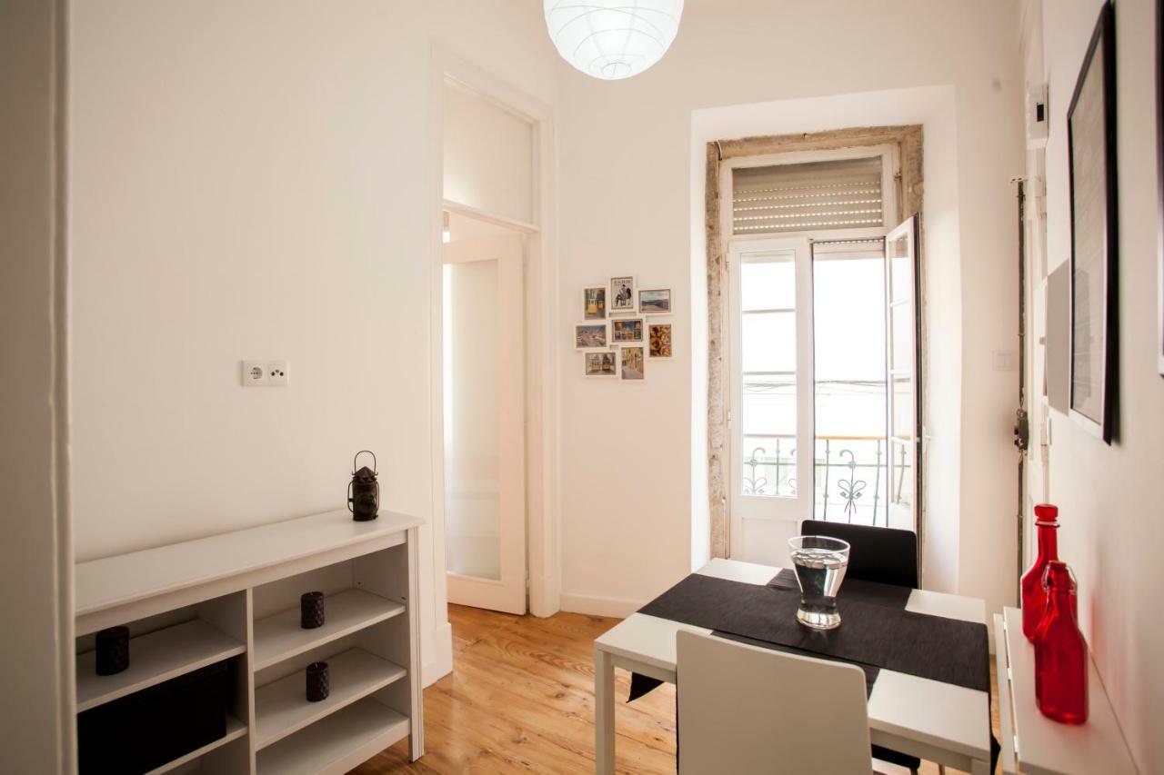 Cool Lisbon Apartment Exterior photo